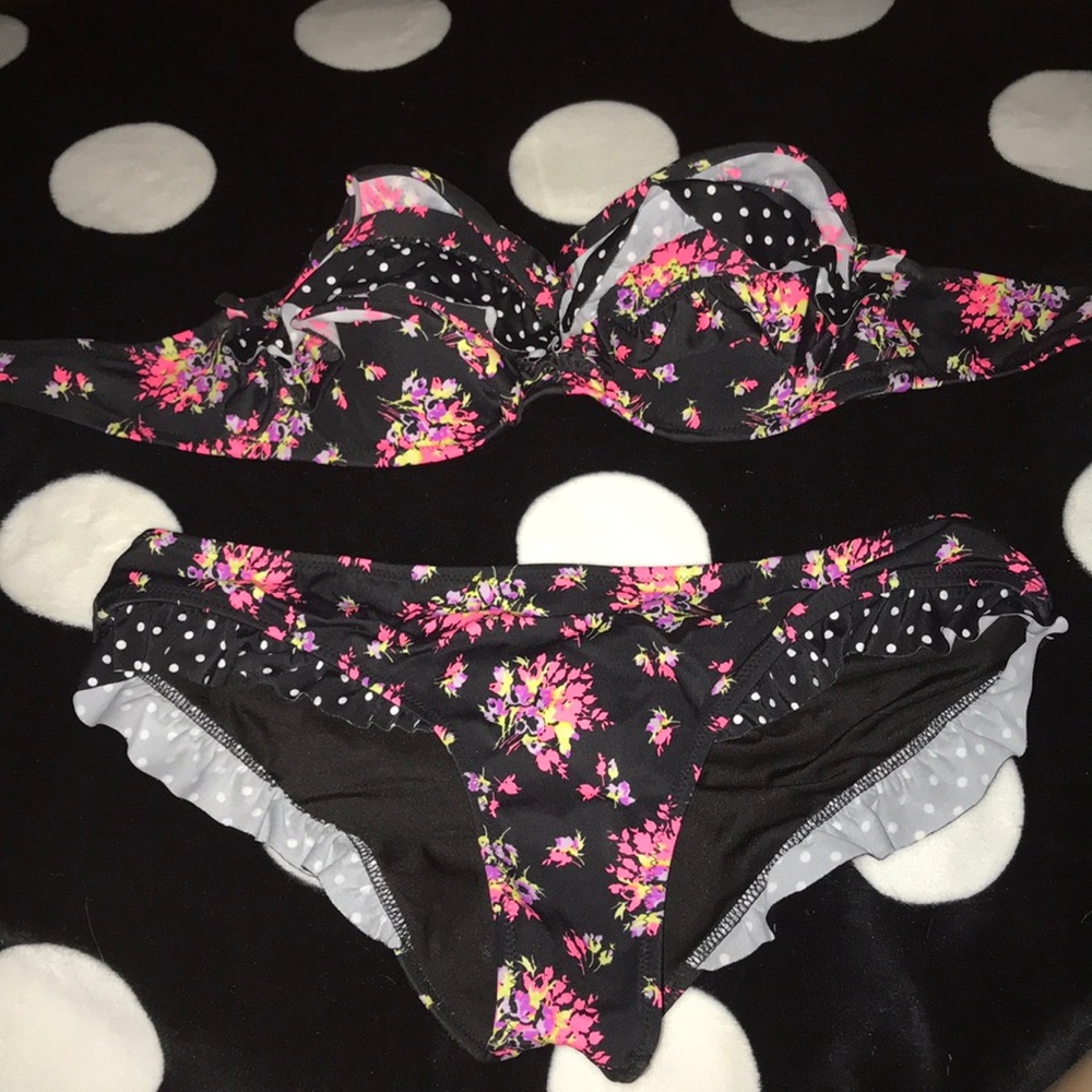 Victoria secret bikini bathing suit